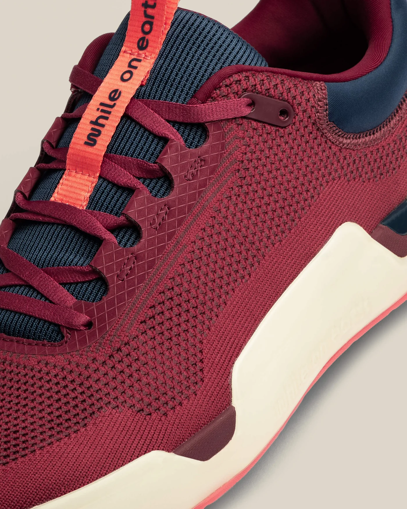 WHILE ON EARTH | Move Trainer Beet/Oat